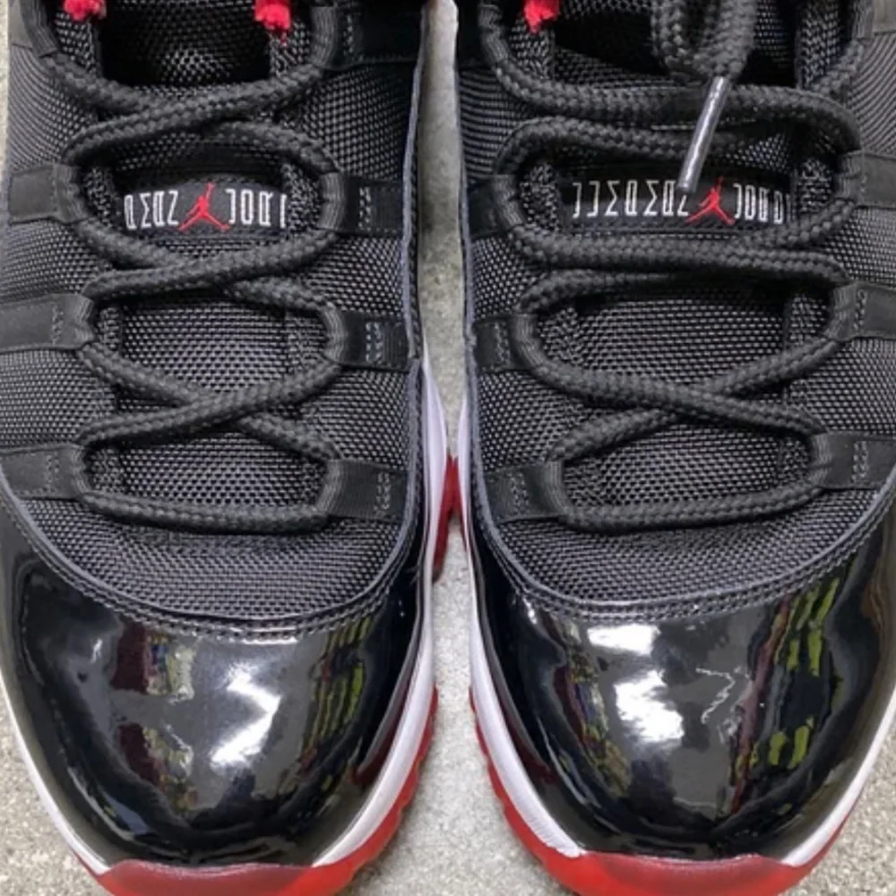 AIR JORDAN 11 LOW BRED SIZE 13 MEN